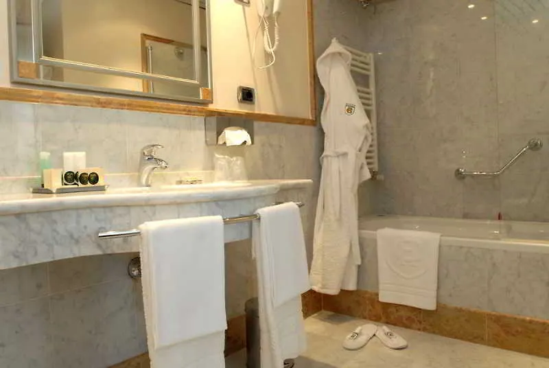 Grand Hotel Duca Di Mantova Sesto San Giovanni 4*,
